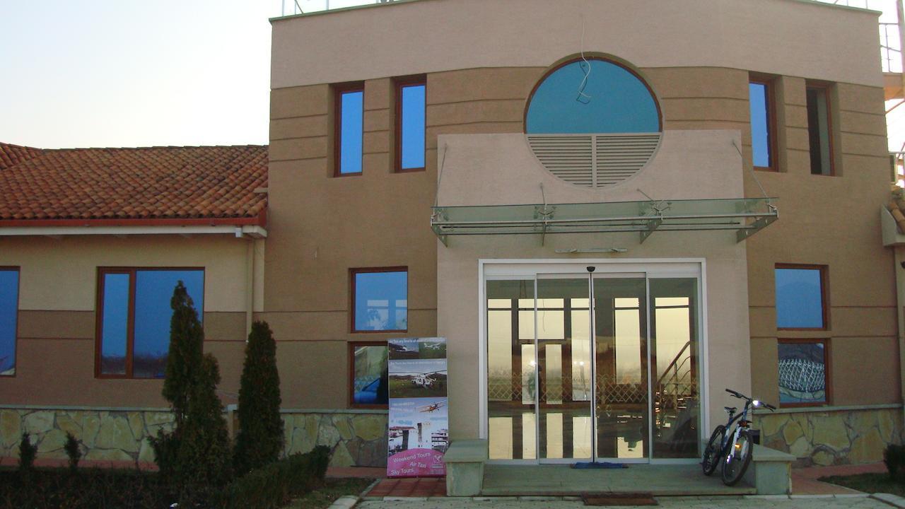 Vanilla Sky Georgia Hotel Natakhtari Luaran gambar