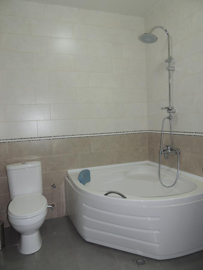 Vanilla Sky Georgia Hotel Natakhtari Luaran gambar